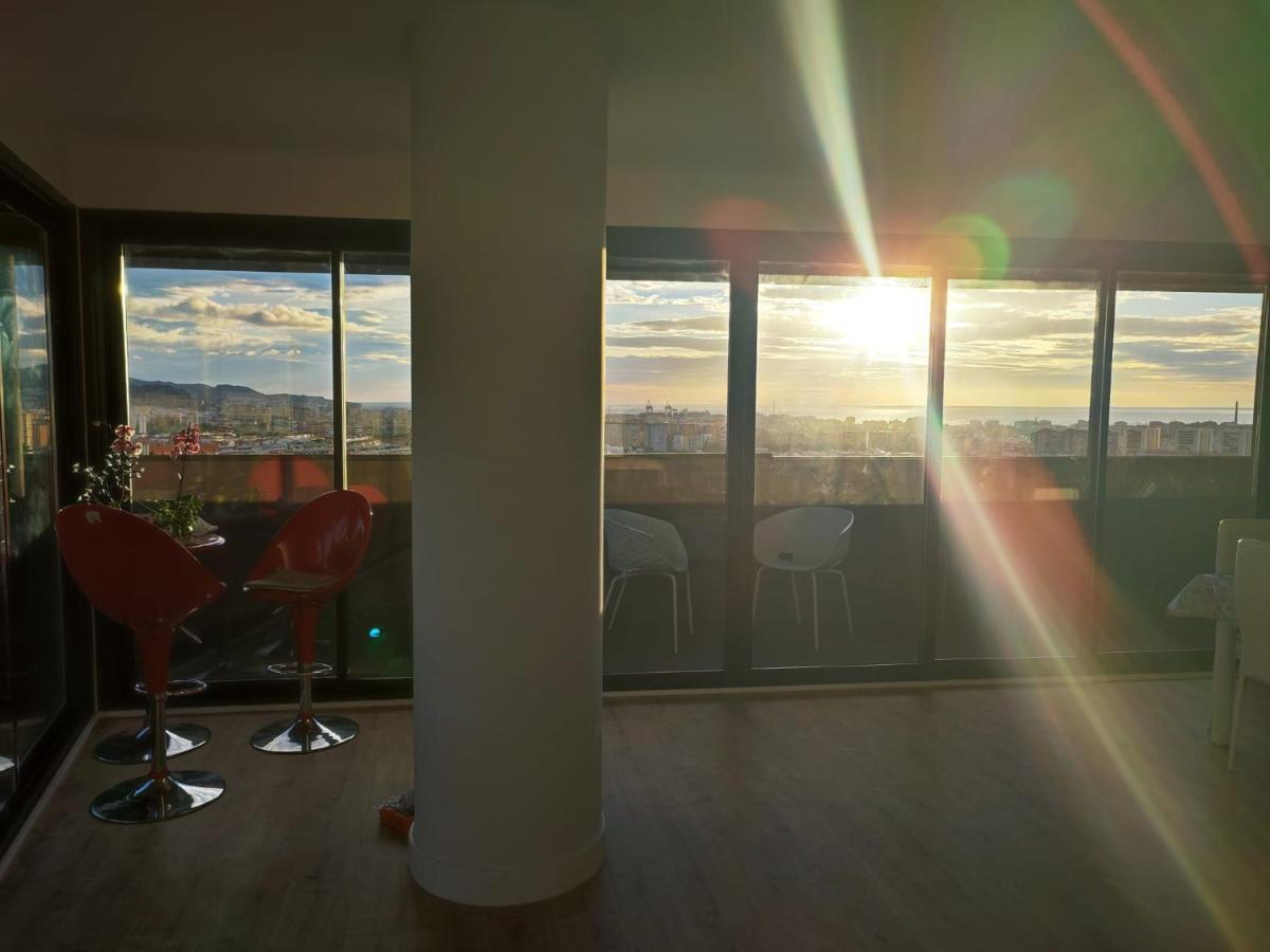 Ferienwohnung Apartamentum Espectacular Apartamento Con Increibles Vistas Málaga Exterior foto